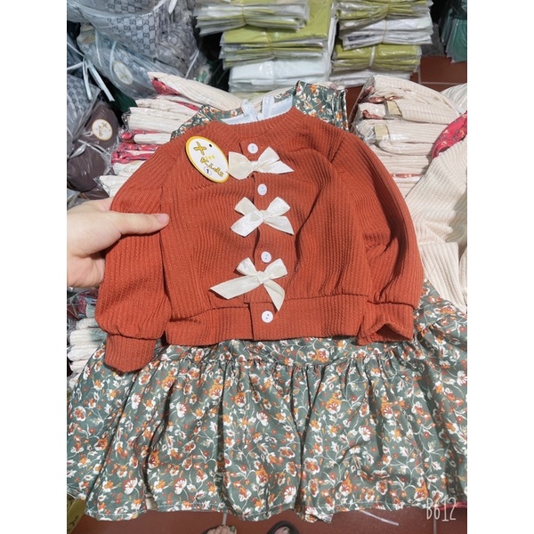 Set áo len xốp cv nhung hoa nhí cho bé gái