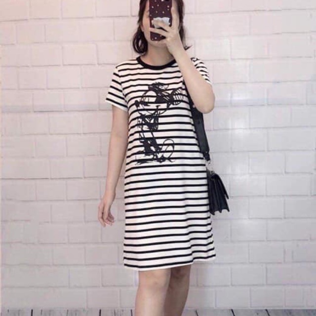 Đầm Uniqlo mickey