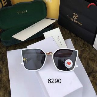 Kính si hiệu
