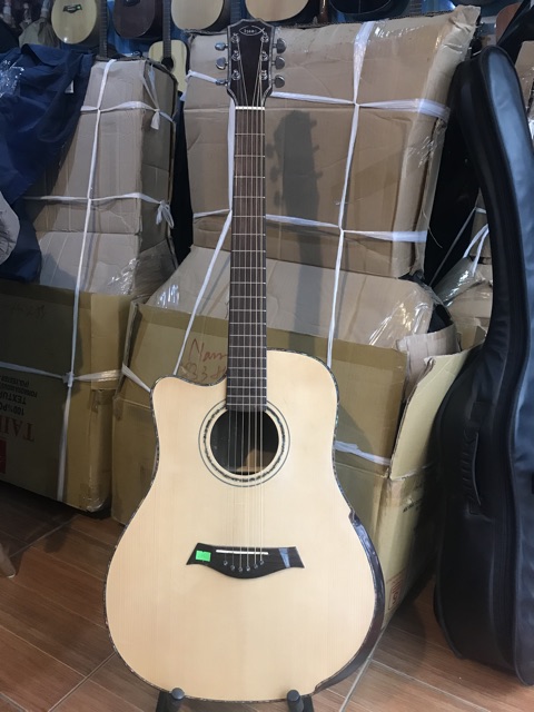 Hơn 20 mẫu đàn Guitar từ giá rẻ đến các mẫu guitar cao cấp tại Guitar isaac