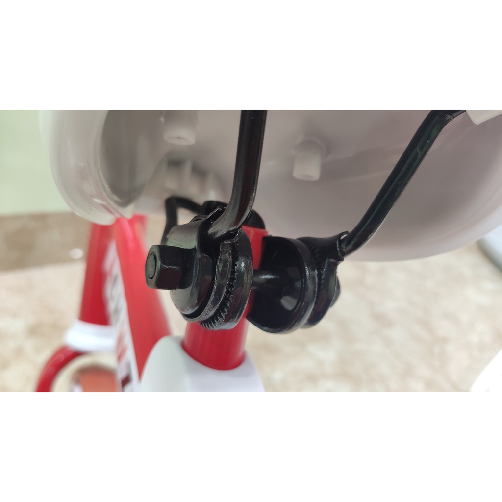 Xe Thăng Băng Kiêm Xe 3 Bánh, Chòi Chân Cho Bé.