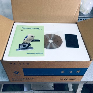 MÁY CẮT CẦM TAY OCTA RC-100