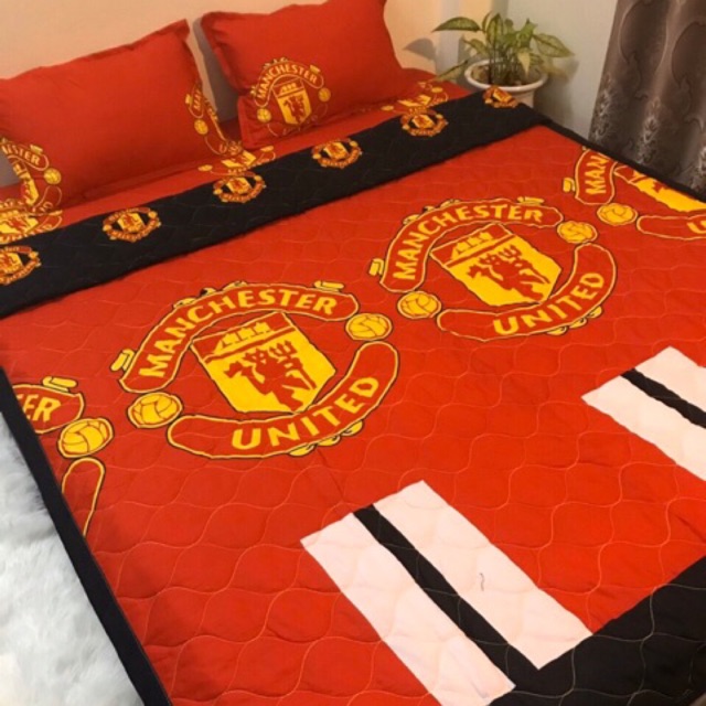 Set hè thu 5 món câu lạc bộ bóng đá - MU đỏ