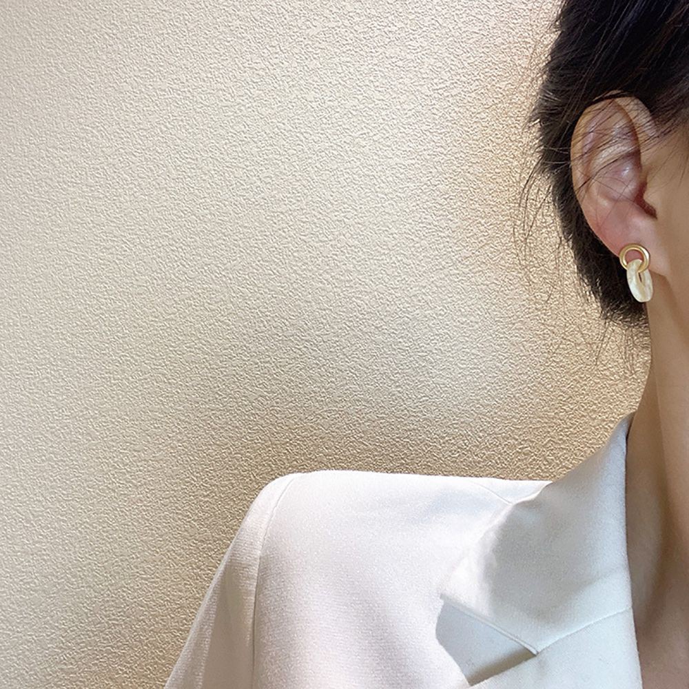 Khuyên Tai Tròn Bằng Hợp Kim Acrylic Nhiều Màu Tinh Tế Thời Trang Hàn Quốc Cho Nữ