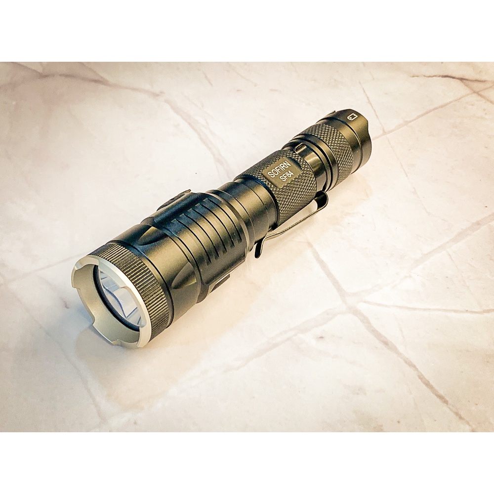 Đèn pin chuyên dụng SOFIRN SF84 sáng 900 lumen chiếu xa 310m Led LUMINUS SST20 Sạc USB pin 18650 kèm theo Đèn &amp; Đèn Pin