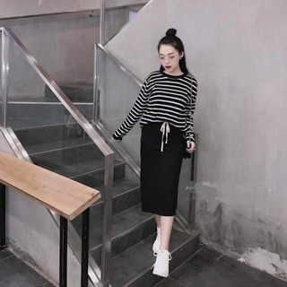 Set áo kẻ đen chân váy