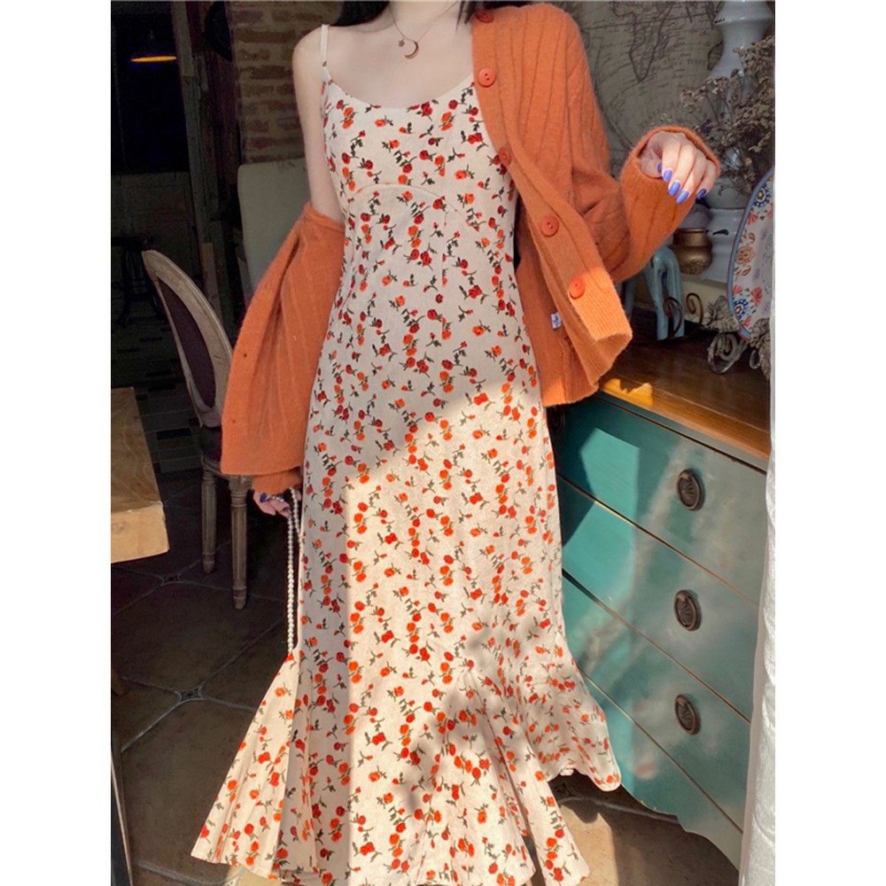 Đầm lệch vai Váy hoa nhí hai dây maxi dáng dài đuôi cá ôm body điệu đà vintage gợi cảm sty