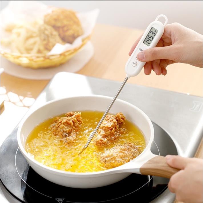 Nhiệt kế đo nhiệt độ nước, sữa, dầu ăn Chính hãng Emmakids