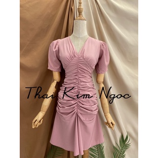 Đầm đuôi cá trắng cổ V nhún thân bèo