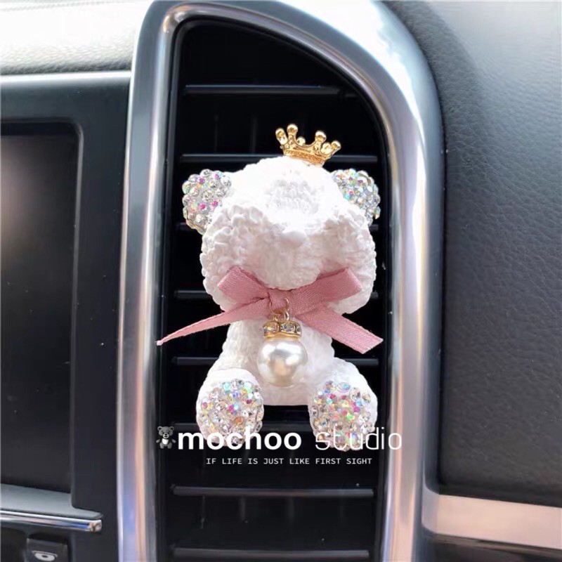 Cài Cửa Gió Hình Gấu Misoa Đính Đá Nước Hoa Sáp Thơm Trang Trí Xe Hơi Cao Cấp