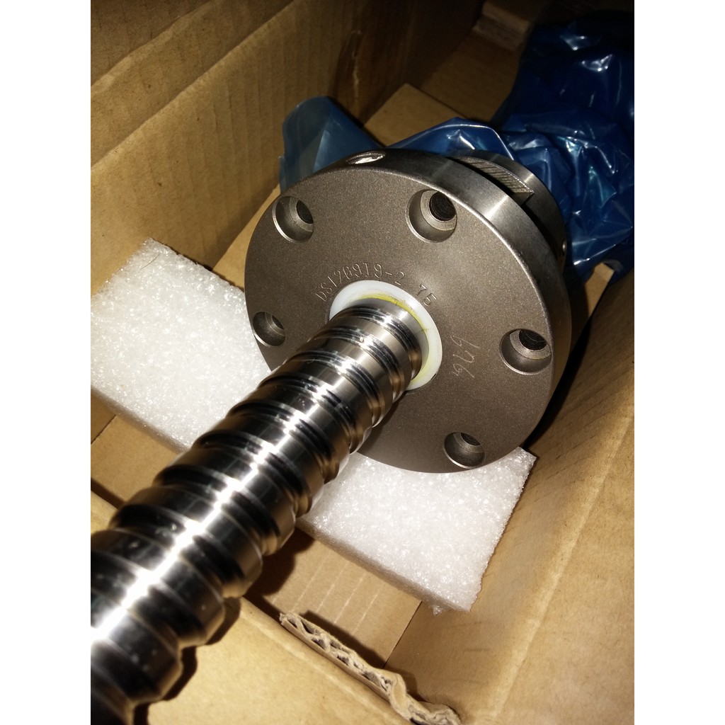 3 bộ Vitme Đai ốc HIWIN và 3 bộ 6 cặp thanh ray trượt vuông con lăn HIWIN Ballscrews VÀ Linear Guideways HIWIN