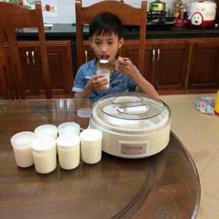 Máy làm sữa chua Hitor loại 16 cốc nhựa - 8 cốc thuỷ tinh