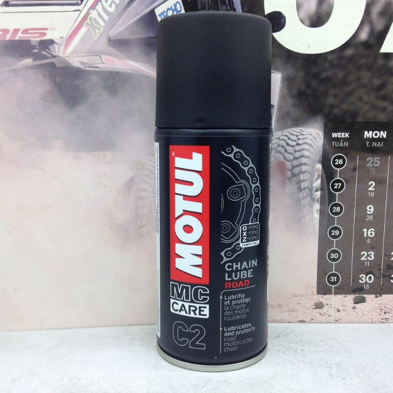 Chai xịt dưỡng sên Motul C2 150ml Hàng Tốt Chính Hãng 100%