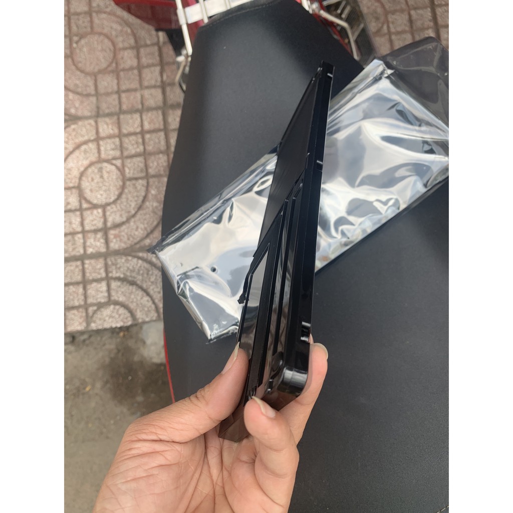 Pin hãng Táo Macbook Pro 15 inch A1321 Sale tháng 3.