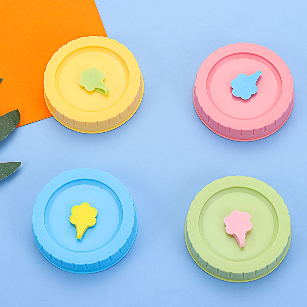 Set 1/4 Nắp Nhựa Có Lỗ Kèm Ống Hút Đậy Hũ Đựng Thực Phẩm Chống Rò Rỉ Dễ Thương