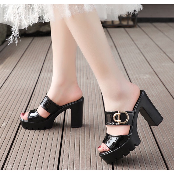 Dép cao gót đế thô khoá D sang chảnh