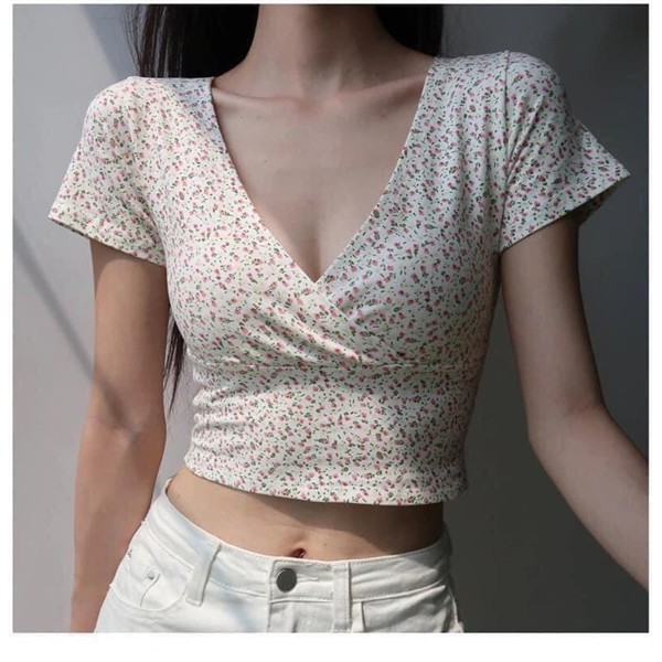 GR00214 - Áo hoa nhí