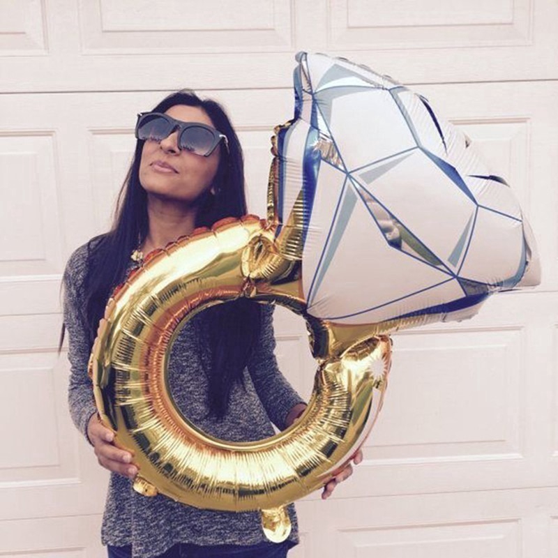 Bong Bóng Hình Nhẫn Kim Cương