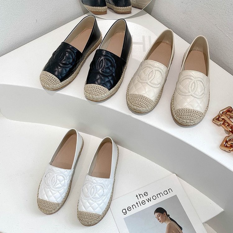 Giày lười đế bằng màu sắc trẻ trung năng động thời trang