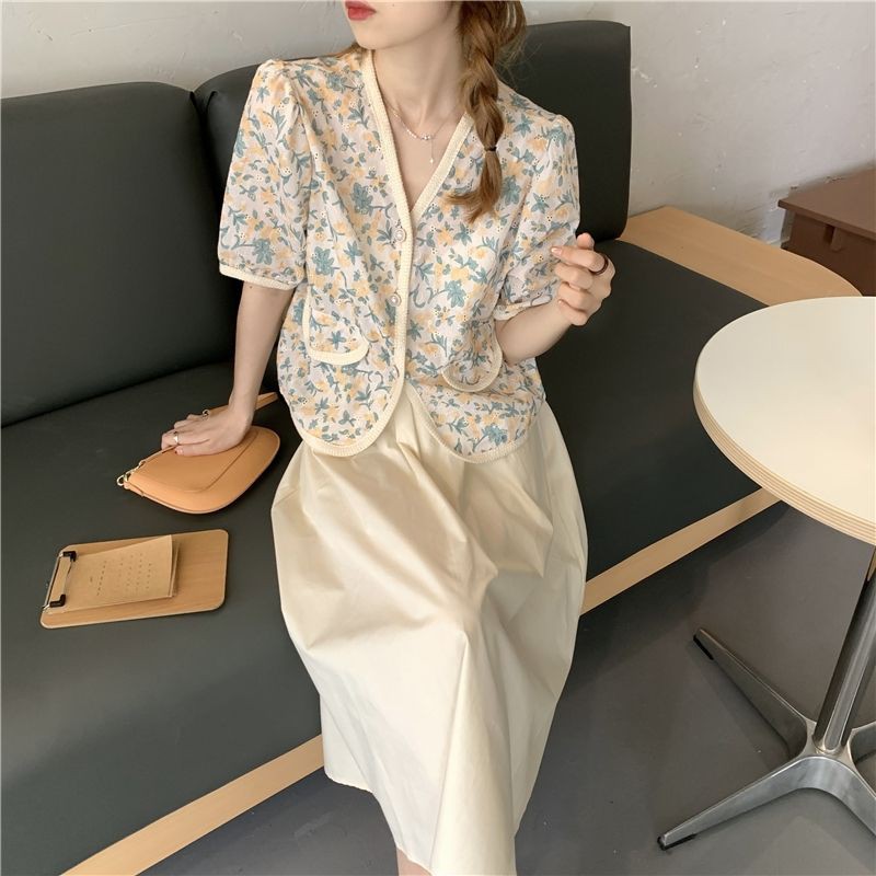 Áo tiểu thư cổ chữ V phong cách vintage, thời trang Pháp ngọt ngào | BigBuy360 - bigbuy360.vn