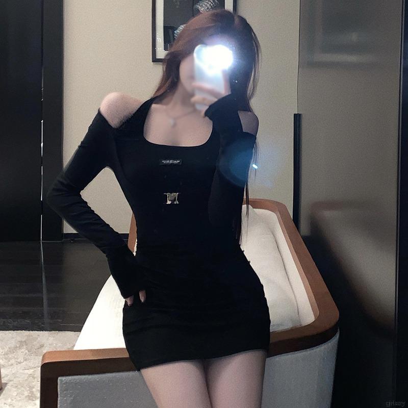 Đầm ôm dáng tay dài thiết kế khoét vai phong cách Hàn gợi cảm dành cho nữ