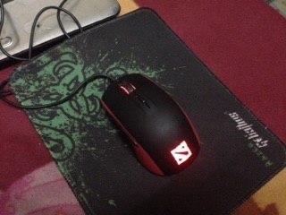 Chuột steel rival 100 dota2