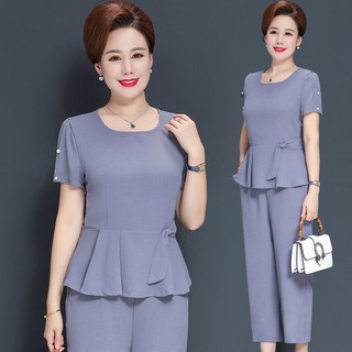 Bộ quần áo thời trang dành cho phụ nữ trung niên 4050