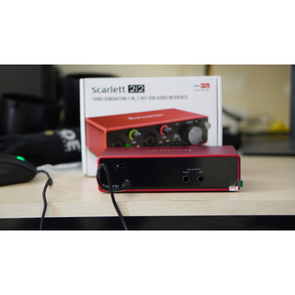 Sound Card Thu Âm Focusrite 2i2 Gen 3