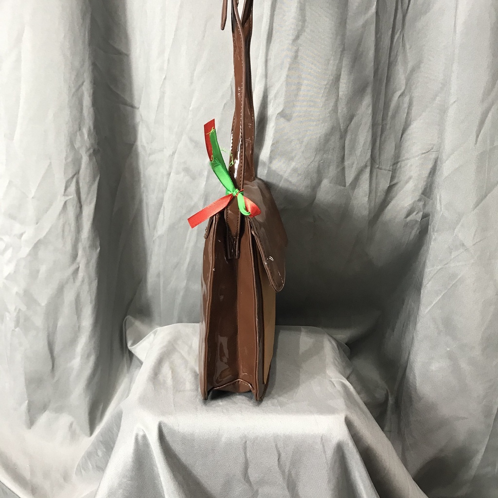 Túi xách si nhật màu nâu hiệu Casita