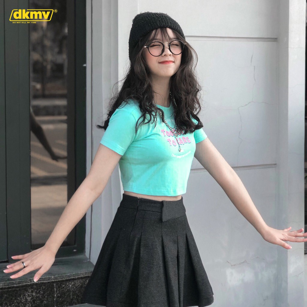 Áo croptop ôm cổ tròn in chữ màu xanh pastel Don't Kill My Vibe | Too Cute To Care - Blue