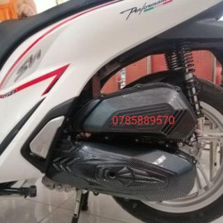 ỐP LÓC MÁY XE SH 2020 CARBON.