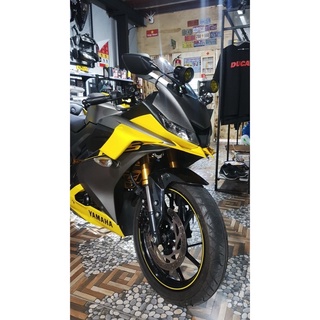 Hốc gió R15v3
