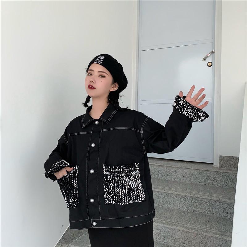 Áo khoác denim nữ dáng rộng đính kim sa