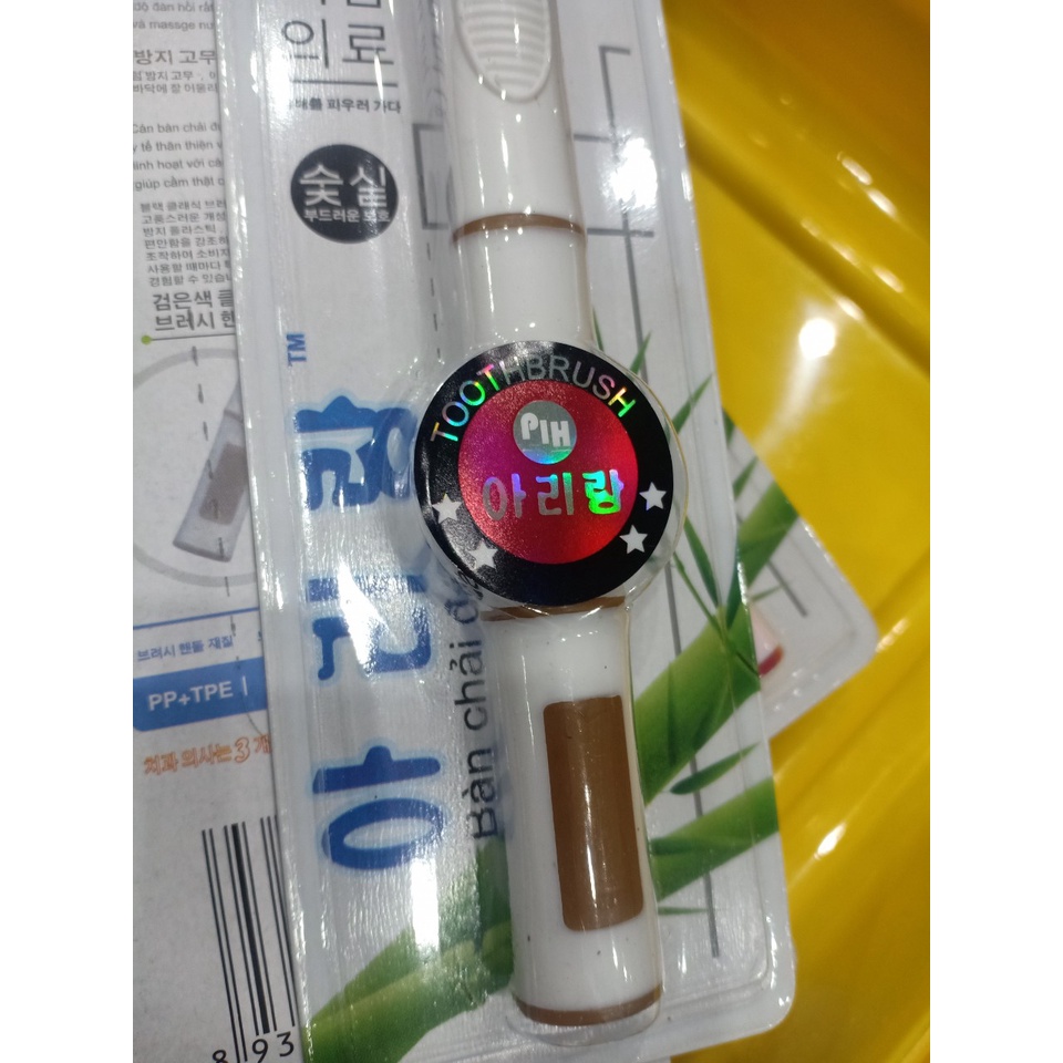Bán Cả Lố 30 Bàn Chải Đánh Răng Than Tre Hoạt Tính Hàn Quốc PH