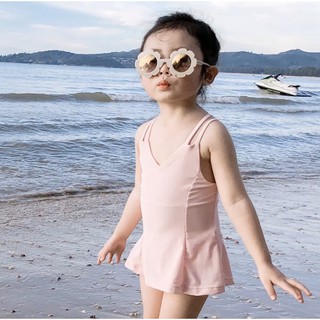 Áo tắm bikini trơn kèm mũ 2 dây đi bơi đi biển mùa hè cho bé gái từ 1 đến 4 tuổi