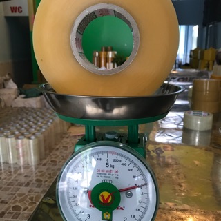 Một cuộn băng keo 1kg