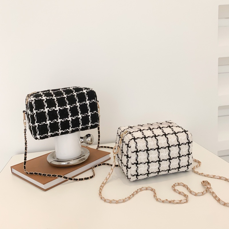 Túi Đeo Vai Màu Trắng Đen Thời Trang Mùa Hè 2022 Cho Nữ