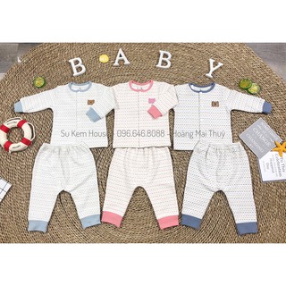 Bộ quần áo sơ sinh Moon nỉ kẻ cài giữa