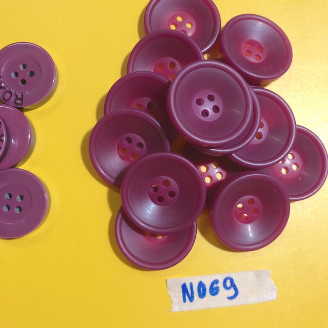 Combo 5 nút áo hồng tím size to N066-N059 | BigBuy360 - bigbuy360.vn