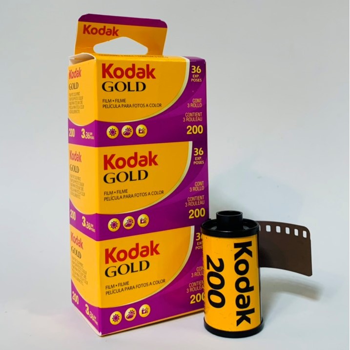 Film chụp ảnh Kodak Gold 200