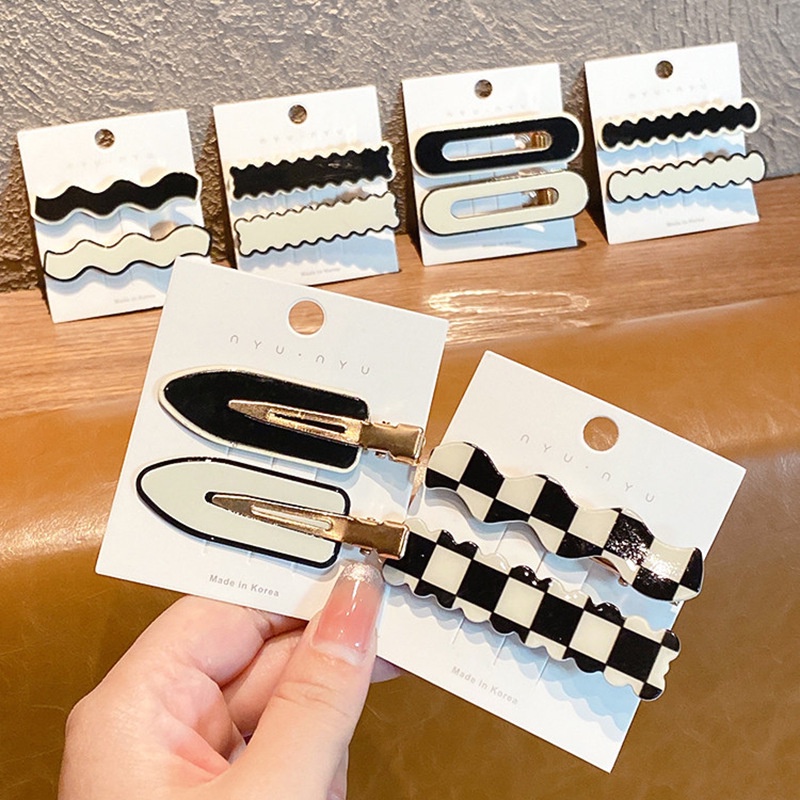 Kẹp Tóc Chất Liệu Acrylic Màu Trắng Đen Phong Cách Retro 2022 Cho Nữ