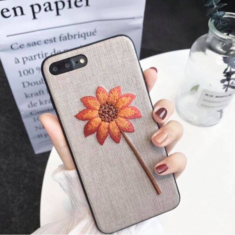 Ốp điện thoại thêu hoa cúc