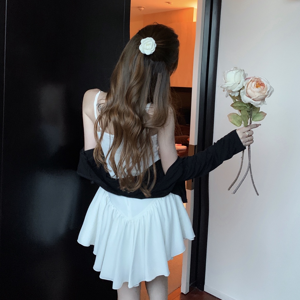 Váy 2 dây 🌼NaNo Studio 🌼 Đầm dáng ngắn ôm màu trắng nữ tính mẫu mới 2021 hack mông dễ mặc | BigBuy360 - bigbuy360.vn