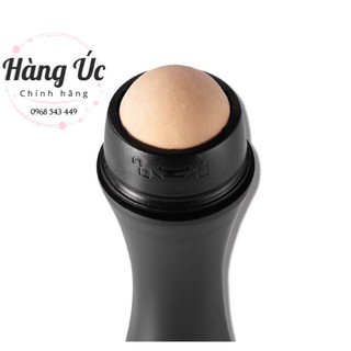 Cây Lăn Hút Dầu Revlon Oil-Absorbing Volcanic Roller đá núi lửa