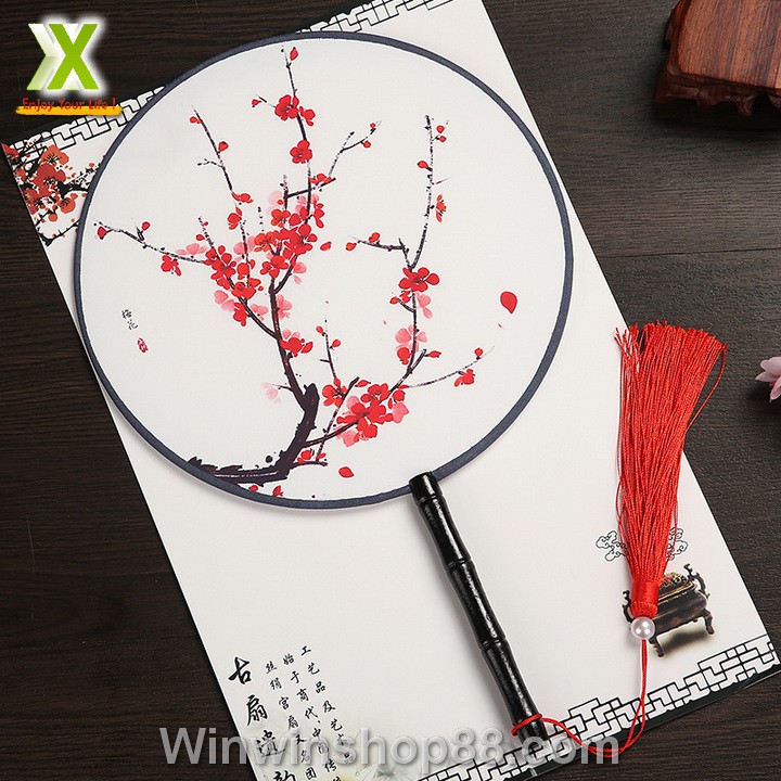 Quạt tròn cổ trang hoa mai đỏ loại nhỏ đường kính 21cm - Muasamhot1208