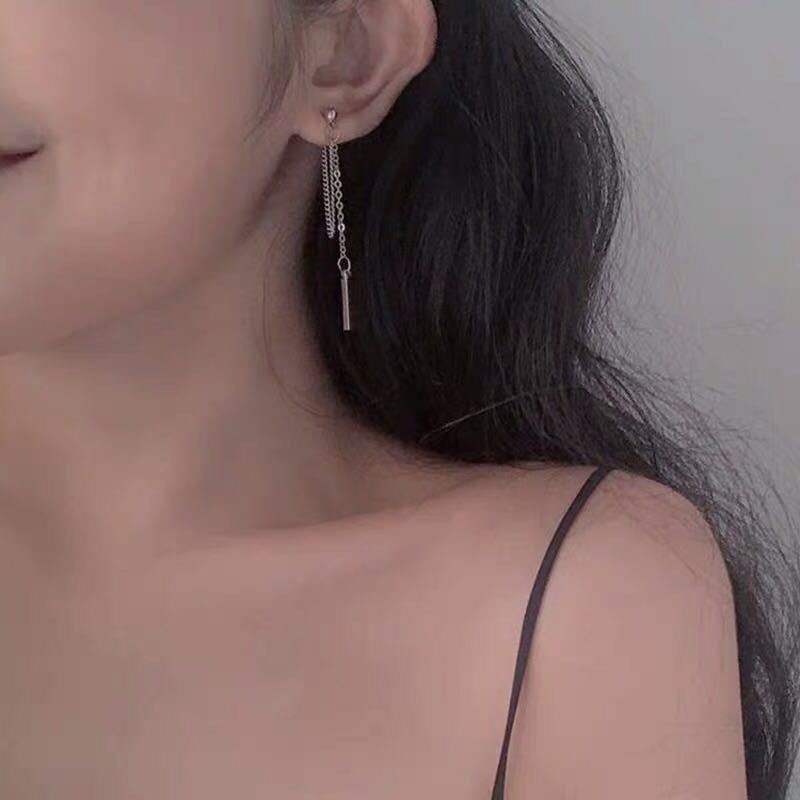 Đôi bông tai bạc dáng dài thiết kế đơn giản thời trang cho nữ