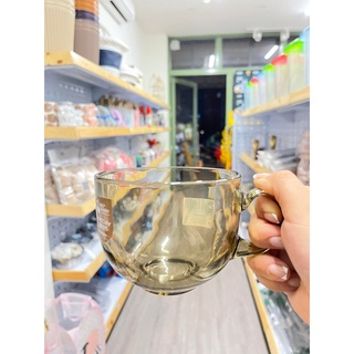Cốc thuỷ tinh màu hổ phách