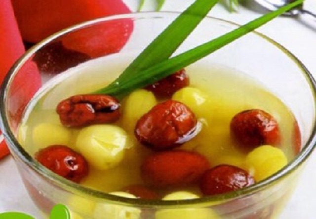 Táo đỏ loại 1 không sâu không mốc 100g | BigBuy360 - bigbuy360.vn