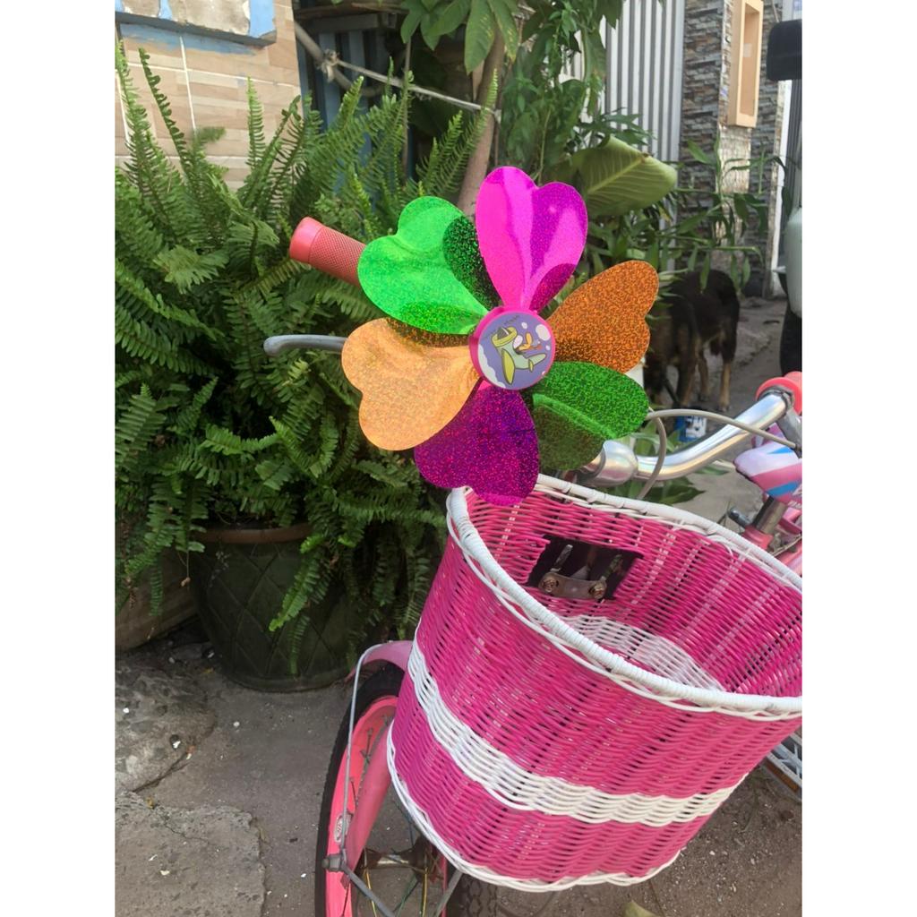 Cầm tay chơi,gắn vào xe đẩy gấp gọn,xe trượt scooter,xe đạp cho bé