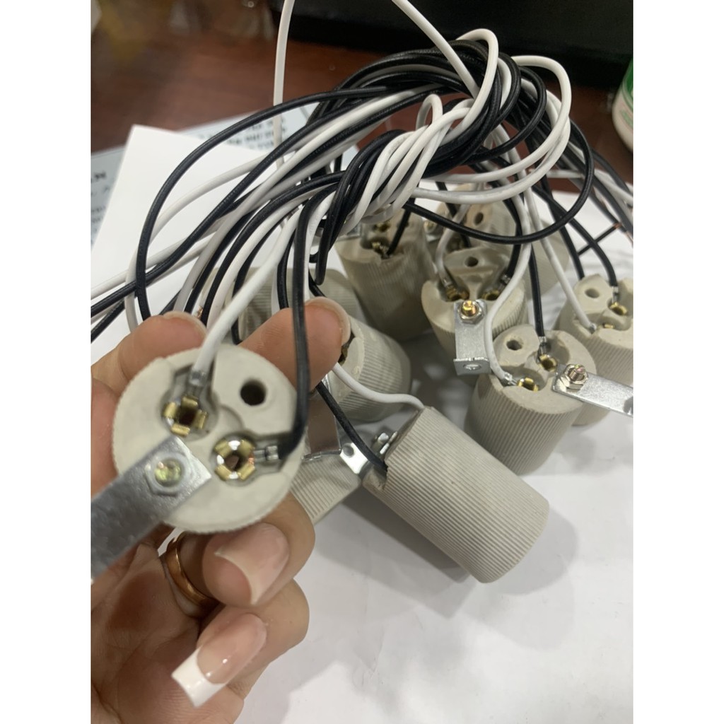 GIÁ TỐT HÀNG CÓ SẴN] ⚡️ Đuôi đèn sứ E14.E27⚡️